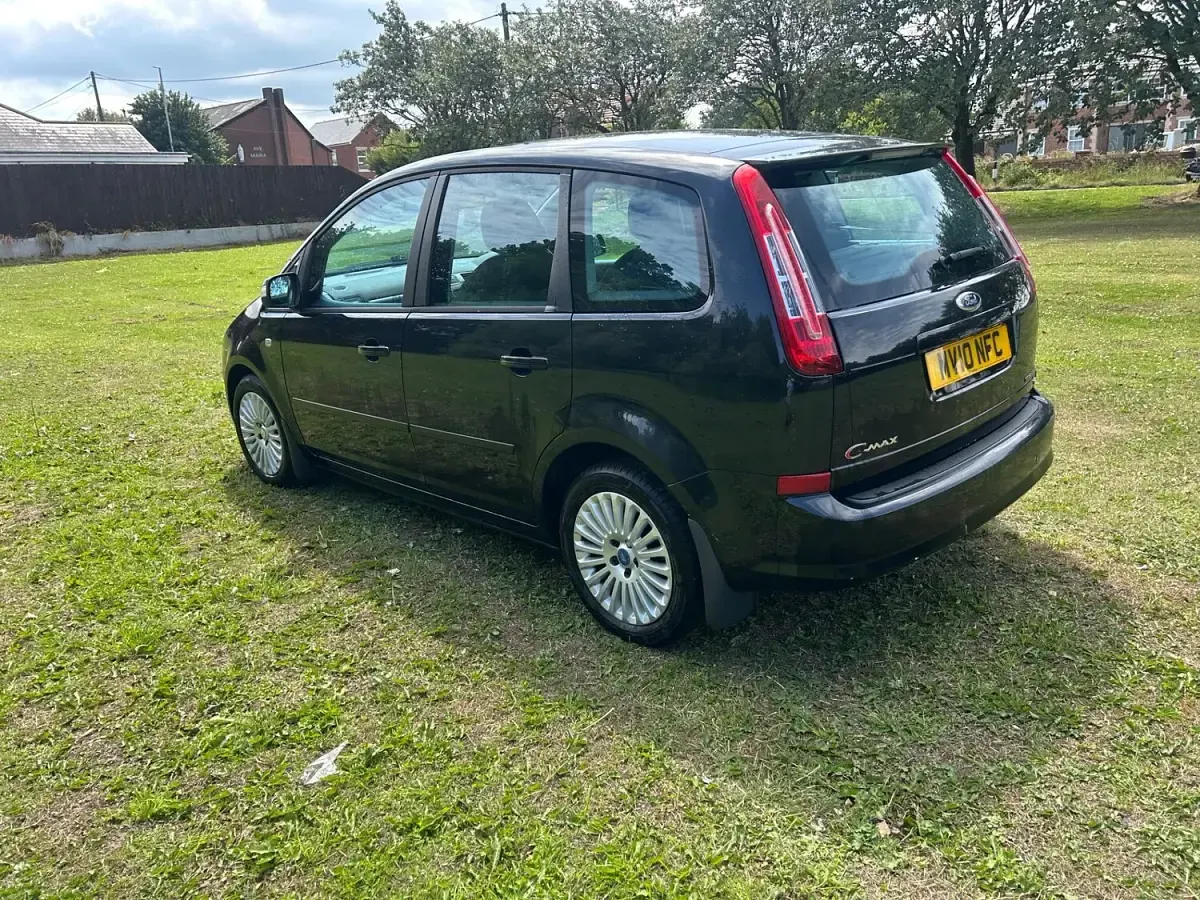 Used Ford C-MAX Titanium 125 HP (91 kW) 2010 Black MPV