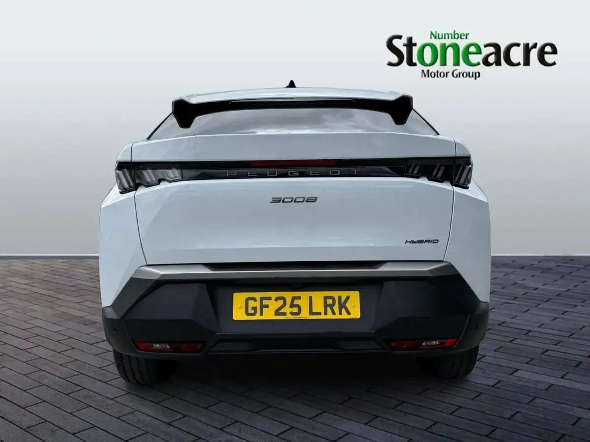 Second-hand Peugeot 3008 Allure 134 CP (98 kW) 2025 Alb SUV