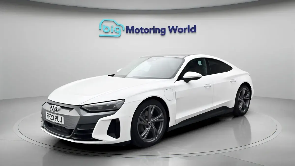 Used Audi e-tron GT quattro 494 kW (673 HP) 2023 White Sedan
