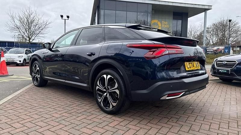 Used Citroën C5 X 222 HP (163 kW) 2025 Red Estate