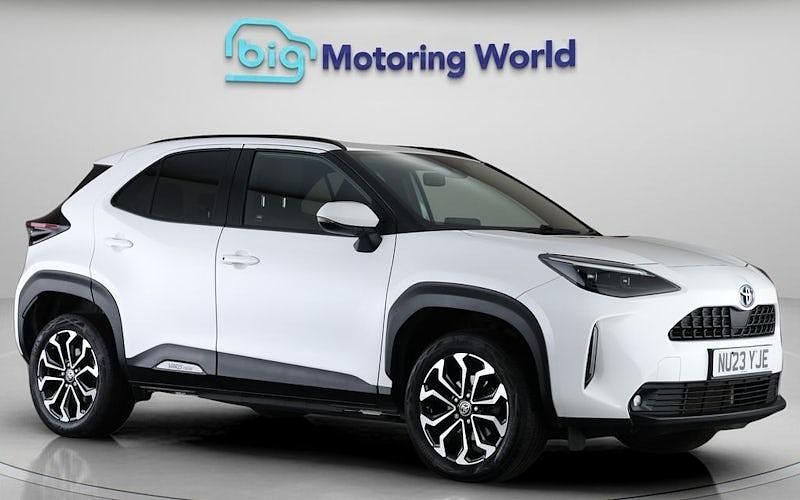 Used Toyota Yaris Hybrid Design 116 HP (85 kW) 2026 Estate