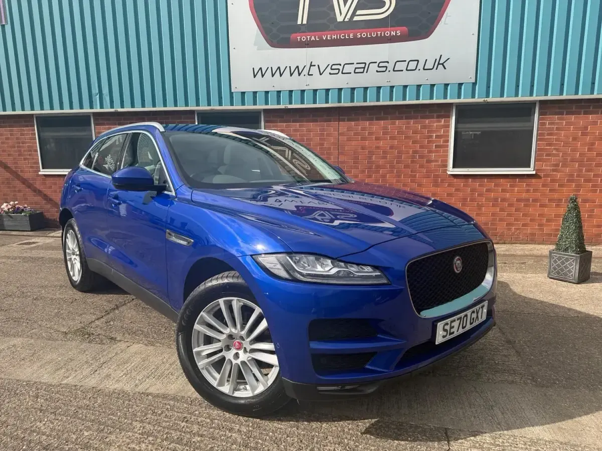 Used Jaguar F-Pace Portfolio 240 HP (176 kW) 2020 Blue SUV