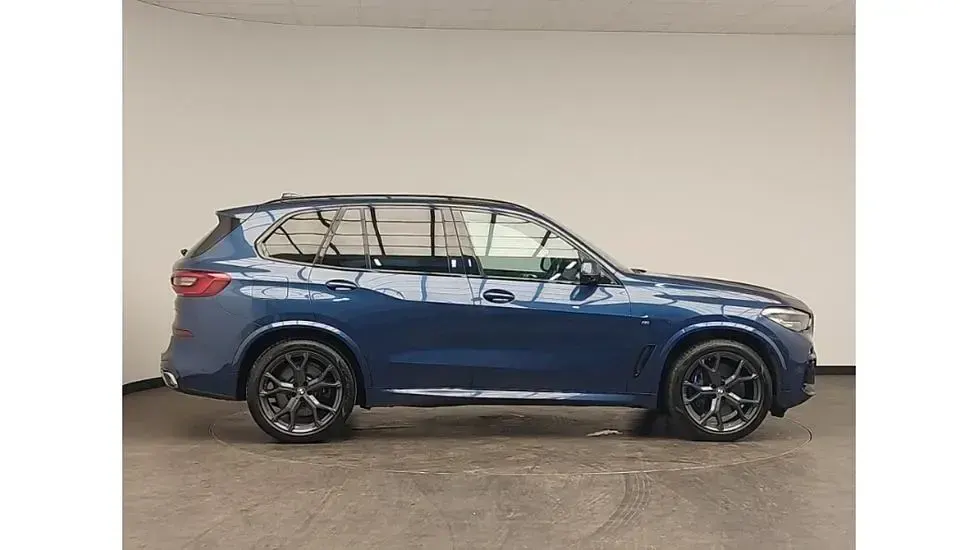 Used BMW X5 M Sport 265 HP (194 kW) 2019 Blue SUV