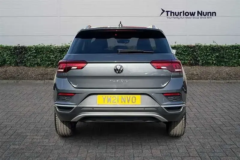 Usado VW T-Roc SEL 150 HP (110 kW) 2021 Cinzento SUV