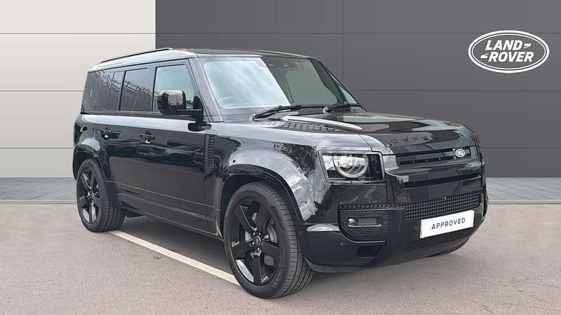 Black Used 2025 Land Rover Defender HSE Dynamic SUV | £80,170 - Image 1/3