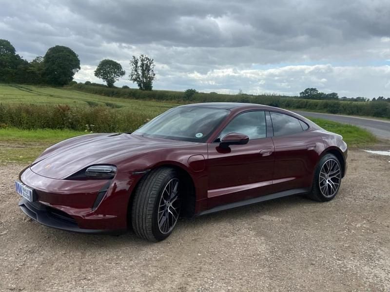 Used Porsche Taycan 350 kW (476 HP) 2023 Red Sedan