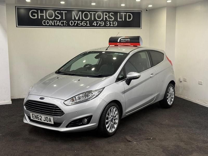 Used Ford Fiesta Titanium X 125 HP (91 kW) 2013 Silver Hatchback