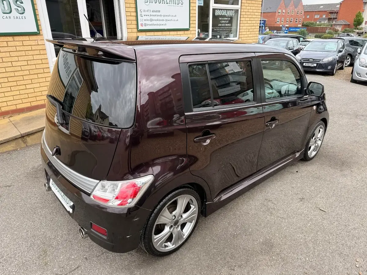 Used Daihatsu Materia 102 HP (75 kW) 2008 Maroon MPV