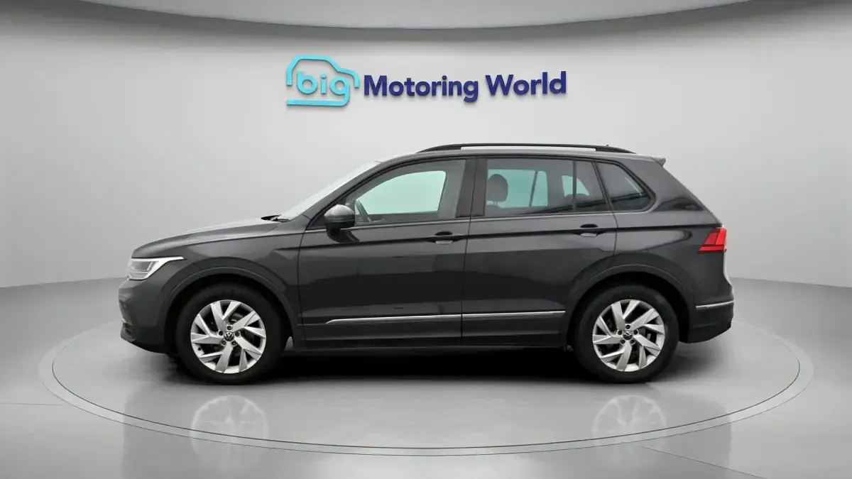 Used VW Tiguan S 150 HP (110 kW) 2022 Grey SUV