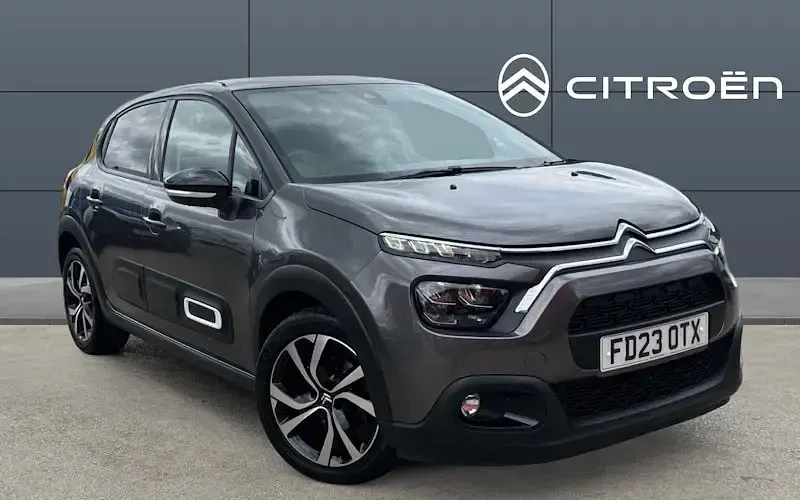 Used Citroën C3 Shine 102 HP (75 kW) 2023 Hatchback