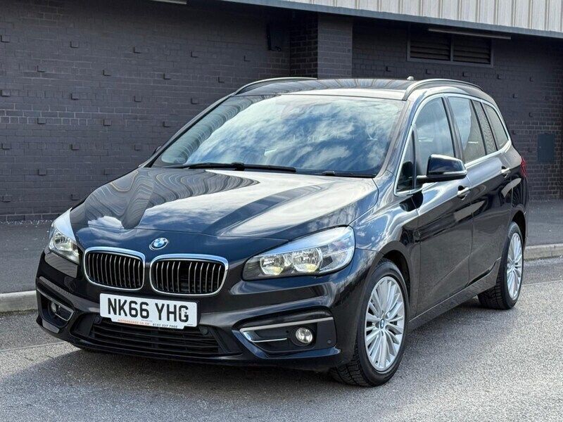 Black Used 2016 BMW 218 Luxury Line Estate | £8,490 (Good price) - Image 1/4