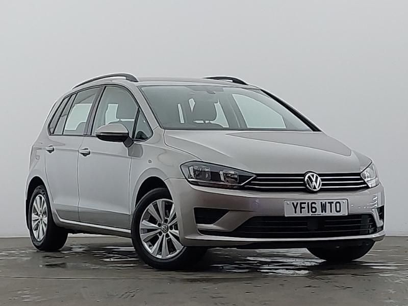 Used VW Golf VII SE 110 HP (80 kW) 2016 Silver Hatchback