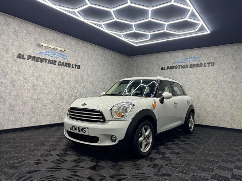 White Used 2014 Mini Cooper D Countryman SUV | £9,199 (A bit pricey) - Image 1/4
