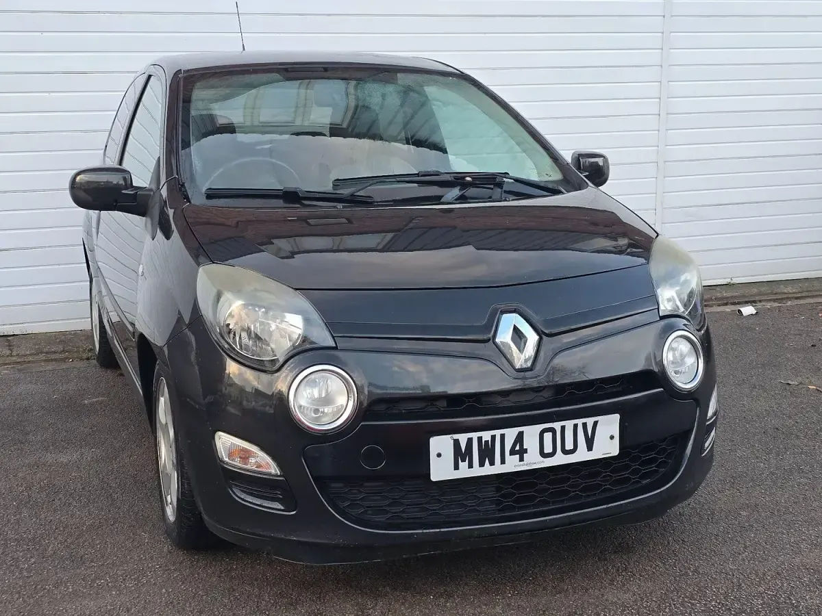 Used Renault Twingo Dynamique 75 HP (55 kW) 2014 Black Hatchback