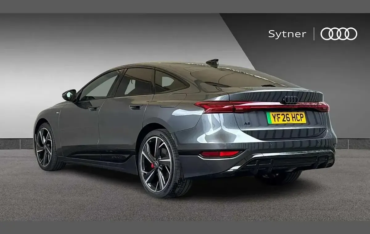 Novo Audi A6 e-tron Comfort 206 kW (281 HP) 2026 Cinzento Citadino