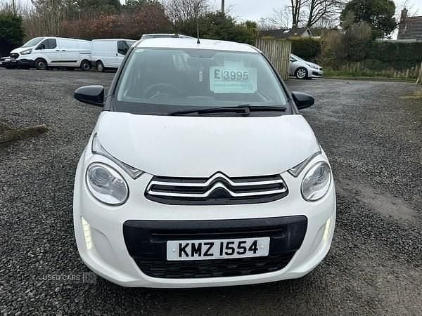 Used Citroën C1 Feel 68 HP (50 kW) 2015 White Hatchback