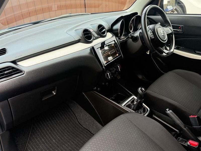 Used Suzuki Swift SZ-T 111 HP (81 kW) 2019 Blue Hatchback