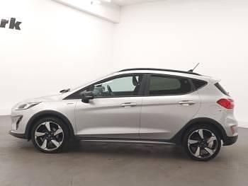 Usado Ford Fiesta Active 100 HP (73 kW) 2019 Prateado Citadino