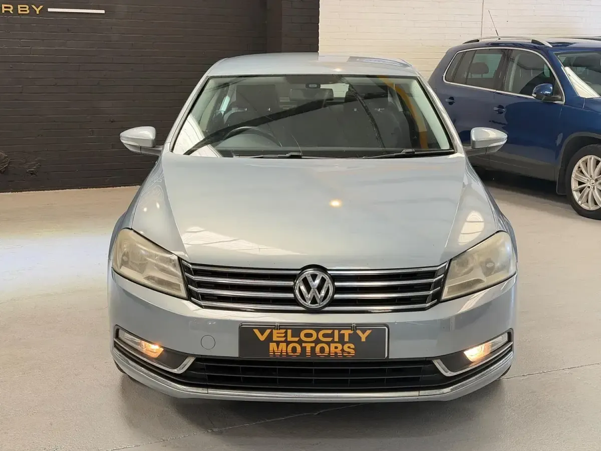 Used VW Passat SE 2011 Grey Sedan