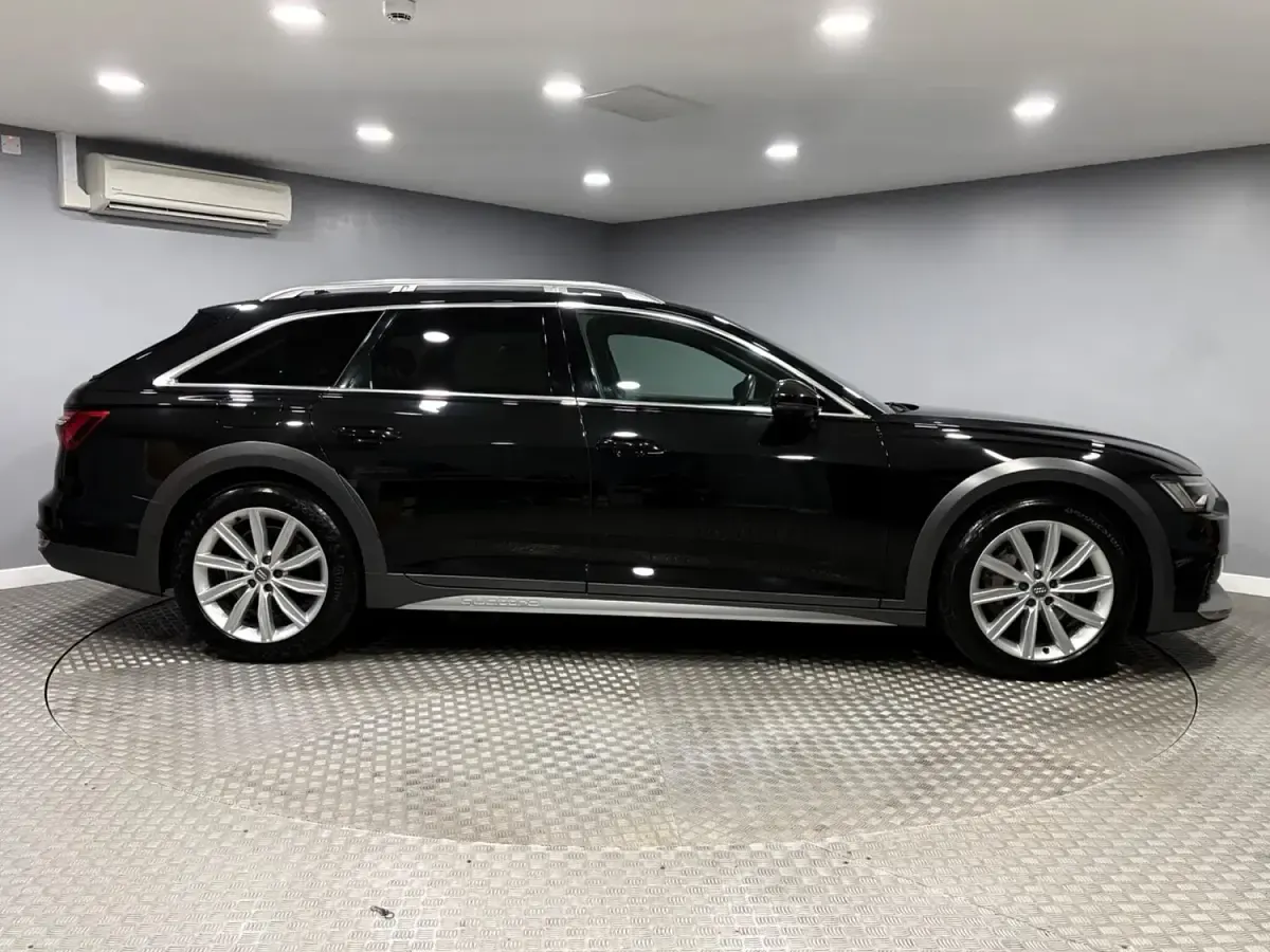 Used Audi A6 Allroad Sport 231 HP (169 kW) 2019 Black Estate