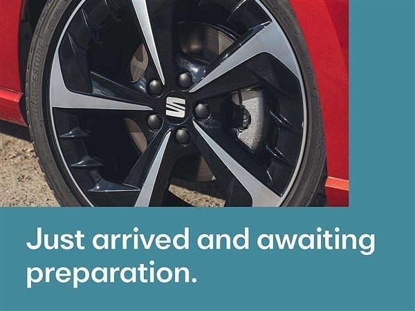 Silver Used 2022 Seat Ateca Xperience Lux SUV | £18,995 (Fair price) - Image 1/4