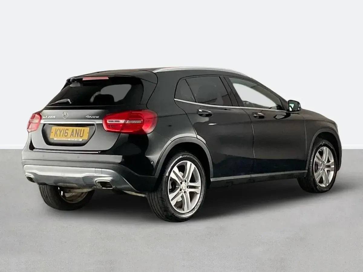 Used Mercedes GLA200 Premium 2016 Black SUV