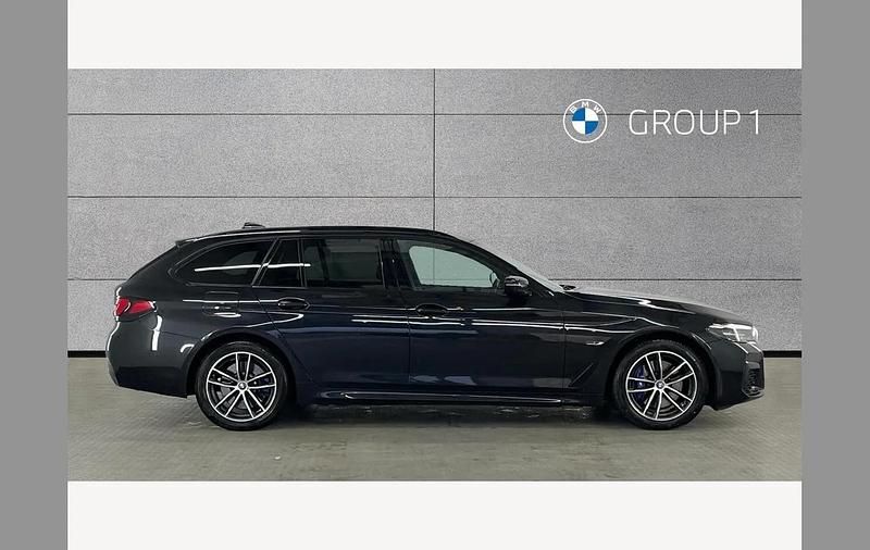 Used BMW 530e M Sport 292 HP (214 kW) 2023 Black Estate