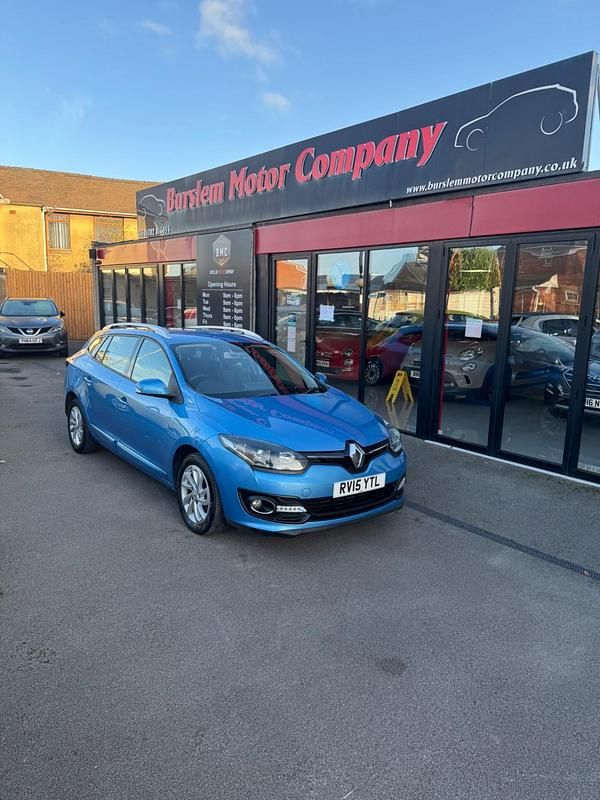 Blue Used 2015 Renault Mégane GrandTour Dynamique Estate | £5,400 (Good price) - Image 1/4