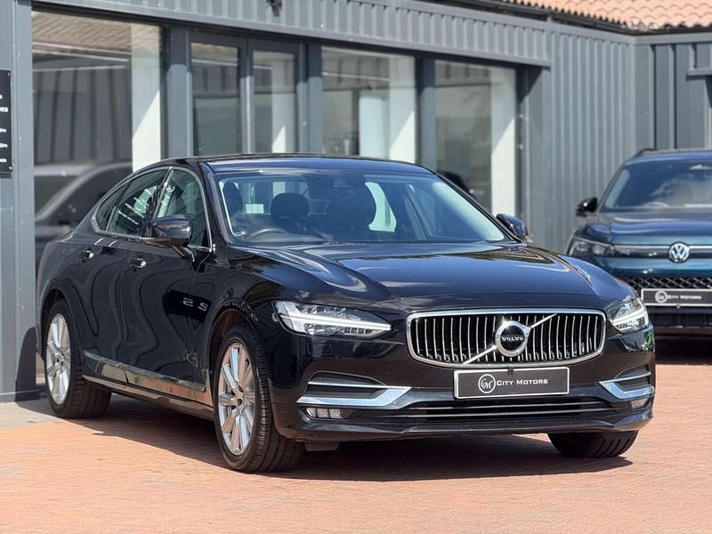 Used Volvo S90 Inscription 235 HP (172 kW) 2017 Black Sedan