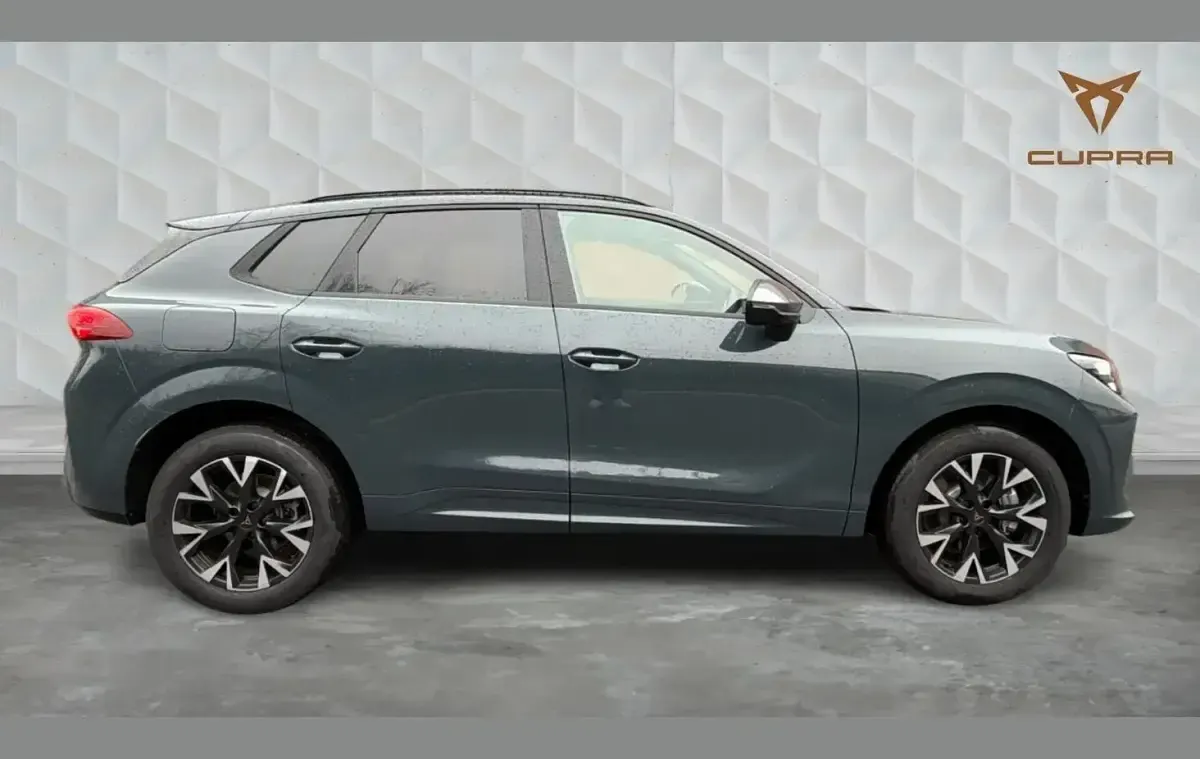 Usado Cupra Terramar 200 CV (147 kW) 2025 Azul SUV