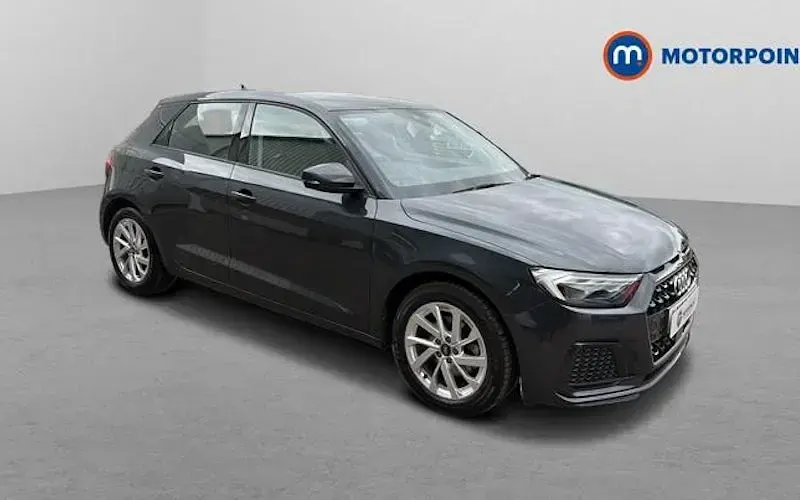 Usado Audi A1 Sportback Sport 116 HP (85 kW) 2026 Citadino