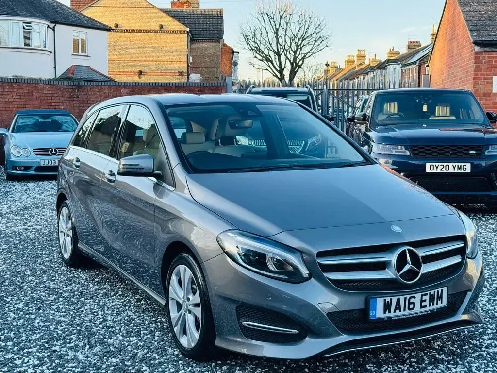 Used Mercedes B200 Premium 2016 Grey Hatchback