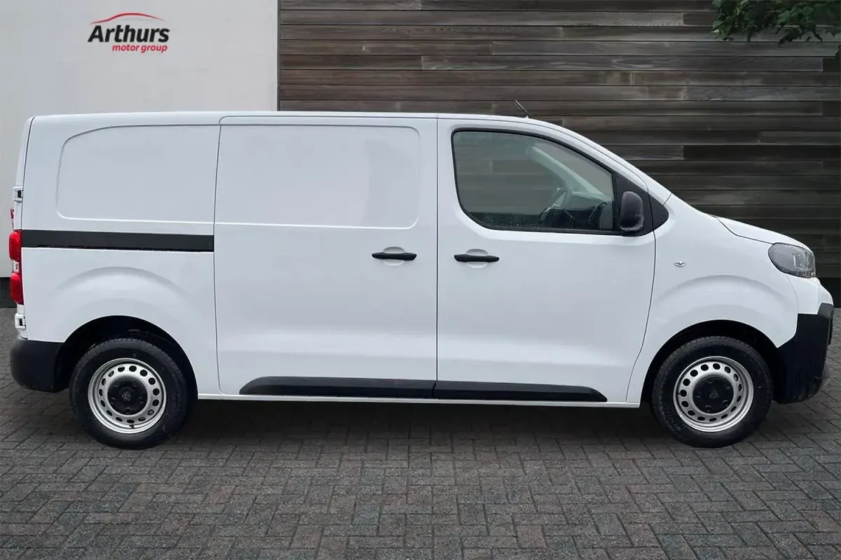 New Peugeot Expert 145 HP (106 kW) 2026 White Van