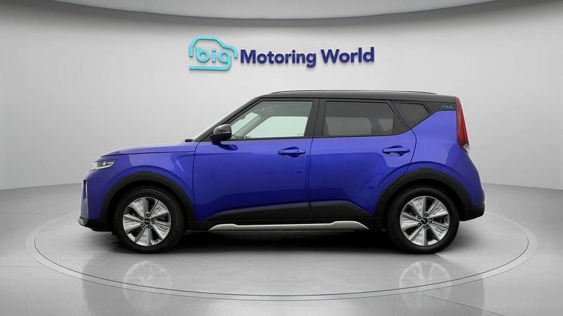 Used Kia Soul EV 147 kW (201 HP) 2022 Blue SUV