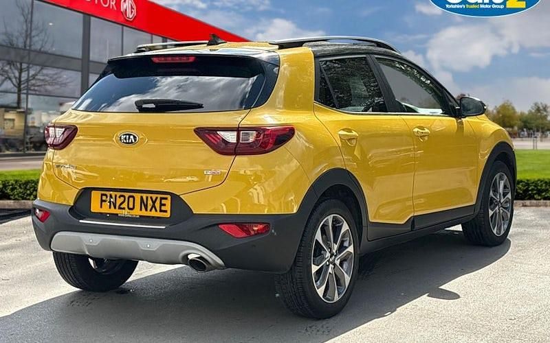 Used Kia Stonic 120 HP (88 kW) 2020 Yellow SUV