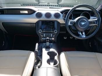 Used Ford Mustang 317 HP (233 kW) 2017 Red Coupe