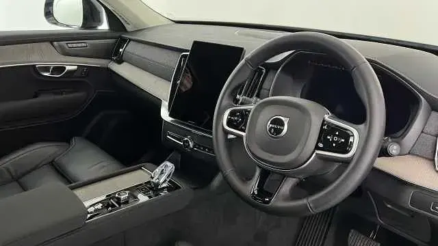 Used Volvo XC90 Plus 455 HP (334 kW) 2025 Grey SUV