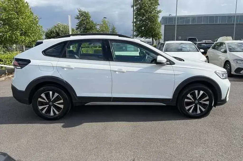Used VW Taigo Life 95 HP (69 kW) 2023 White SUV