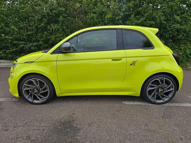 Used Abarth 500e Turismo 114 kW (155 HP) 2024 Green Hatchback