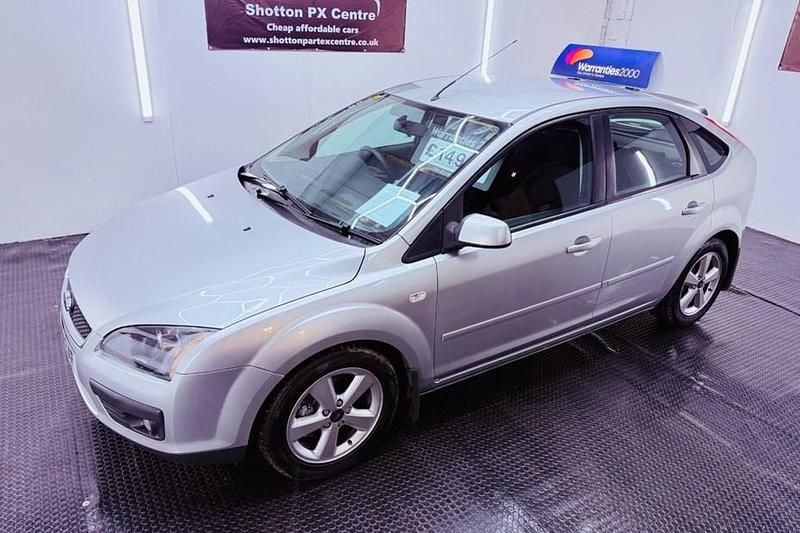 Used Ford Focus Zetec 2007 Silver Hatchback