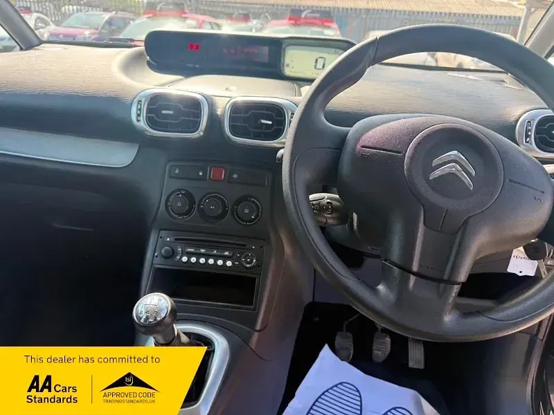 Used Citroën C3 VTR Sport 2016 Black MPV