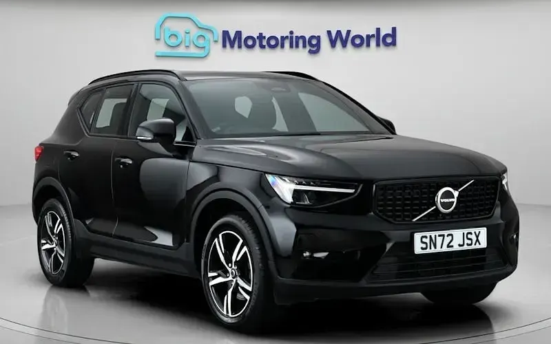 Used Volvo XC40 Plus 163 HP (119 kW) 2023 SUV