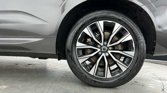 Used Volvo XC60 Plus 197 HP (144 kW) 2023 SUV