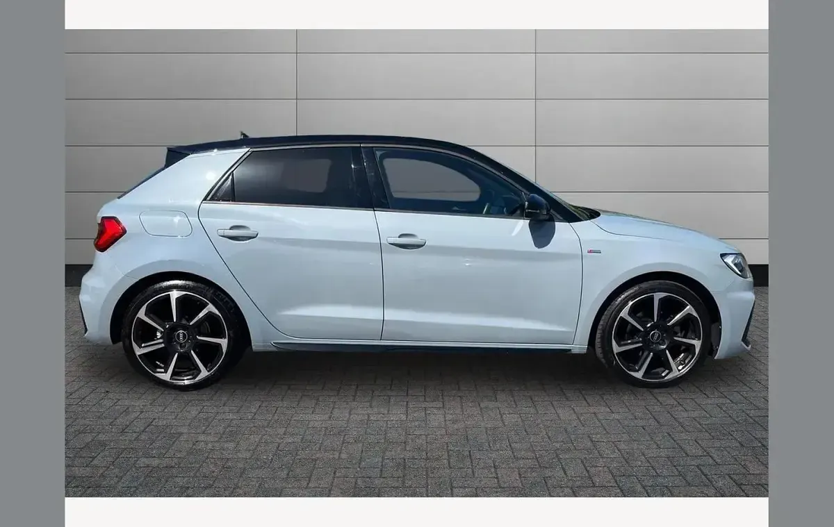 Used Audi A1 Black Edition 150 HP (110 kW) 2022 Grey SUV