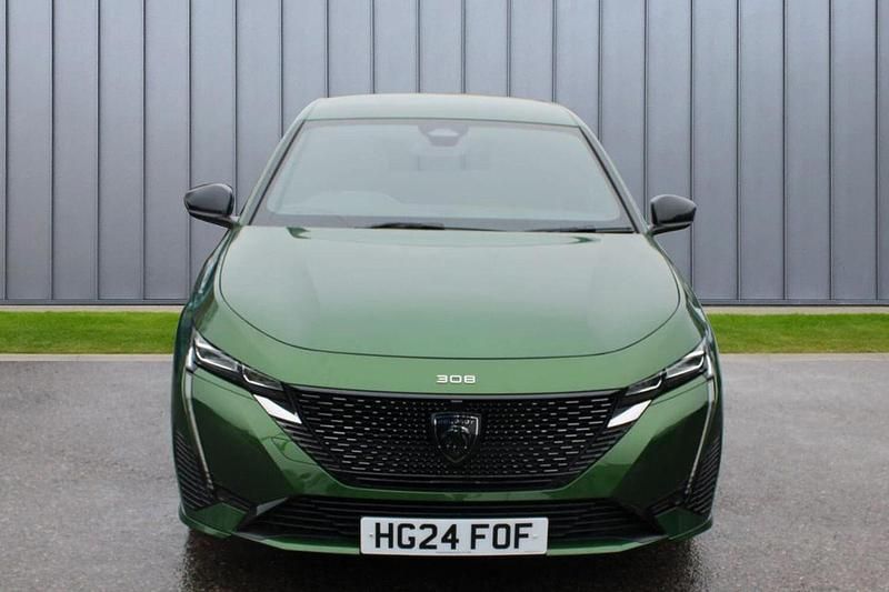 Used Peugeot 308 GT 178 HP (130 kW) 2024 Green Hatchback