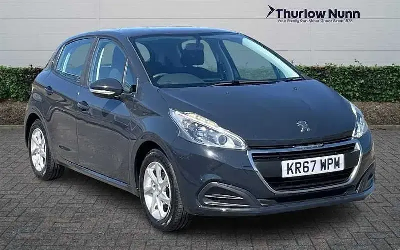 Used Peugeot 208 Active 82 HP (60 kW) 2017 Hatchback