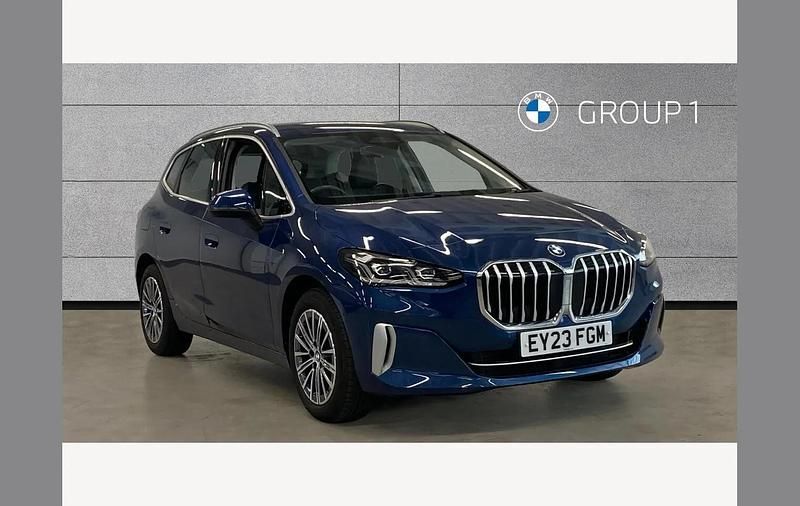 Used BMW 220 Luxury Line 154 HP (113 kW) 2023 Blue Estate