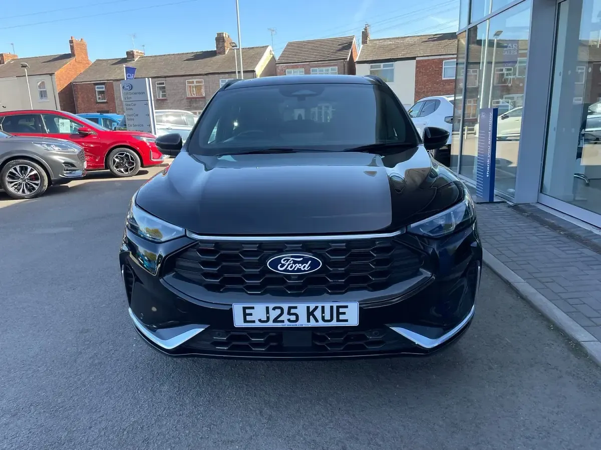 Used Ford Kuga ST-Line X 183 HP (134 kW) 2025 Black SUV