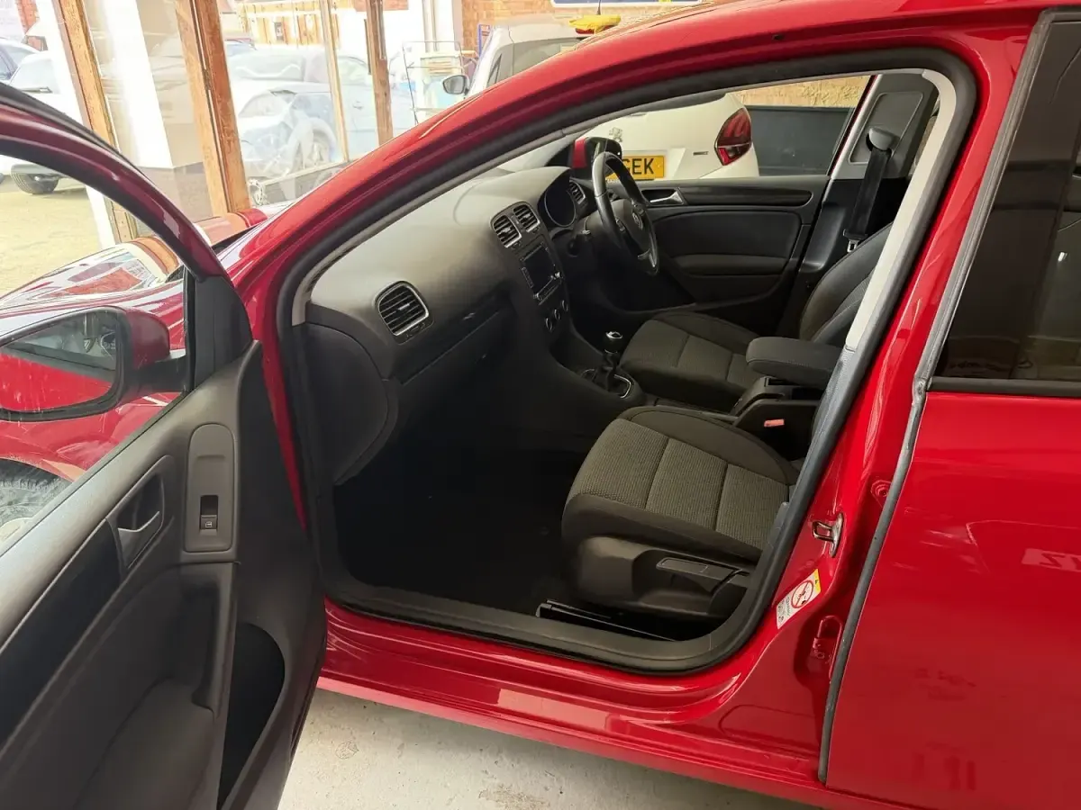 Used VW Golf VII Match 2012 Red Hatchback