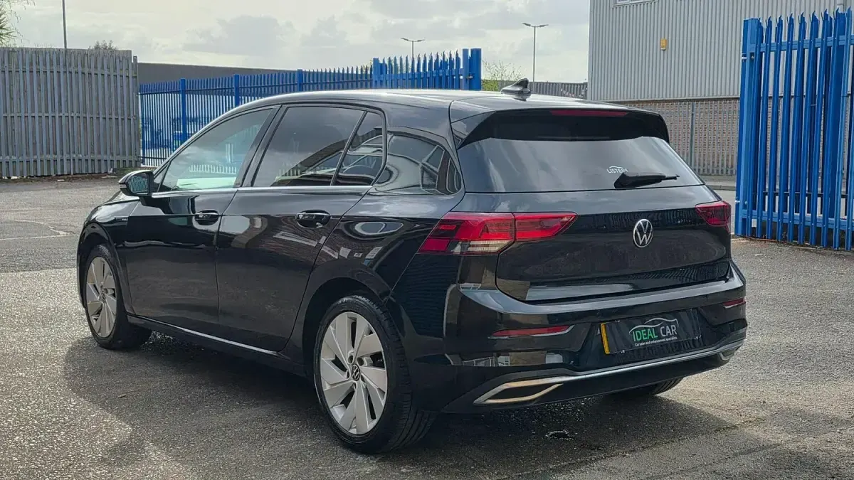 Usado VW Golf VIII Style 2020 Negro Utilitario